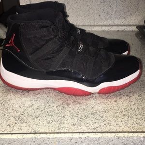 Air Jordan 11 Retro “Bred”